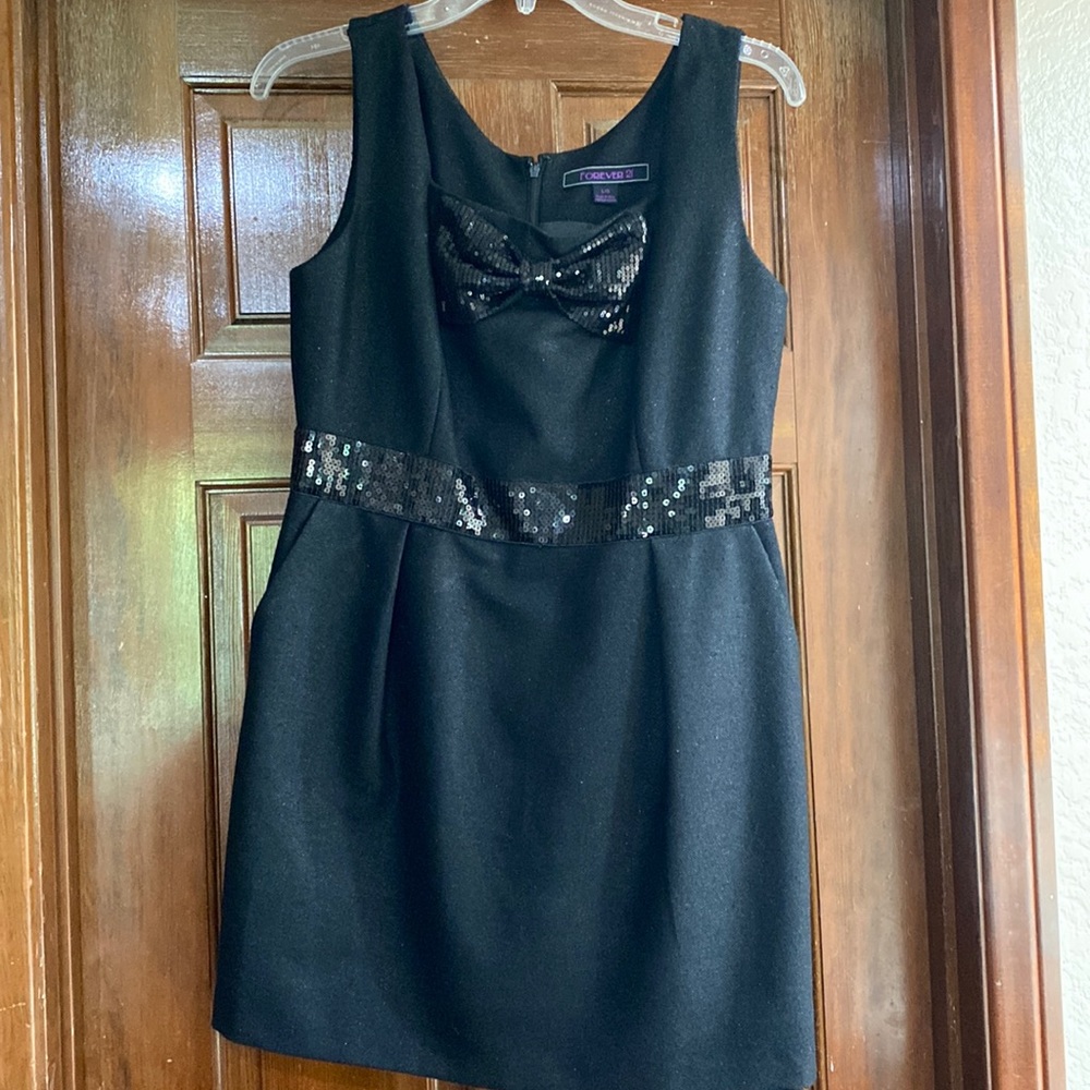 Black dress with sequence